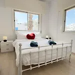 Hills 2bdr Seaside Makenzy Apartmán