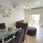 Hills 2bdr Seaside Makenzy Apartmán