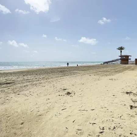 Hills 2bdr Seaside Makenzy Apartman Lárnaka