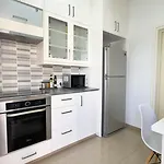 Hills 2bdr Seaside Makenzy *